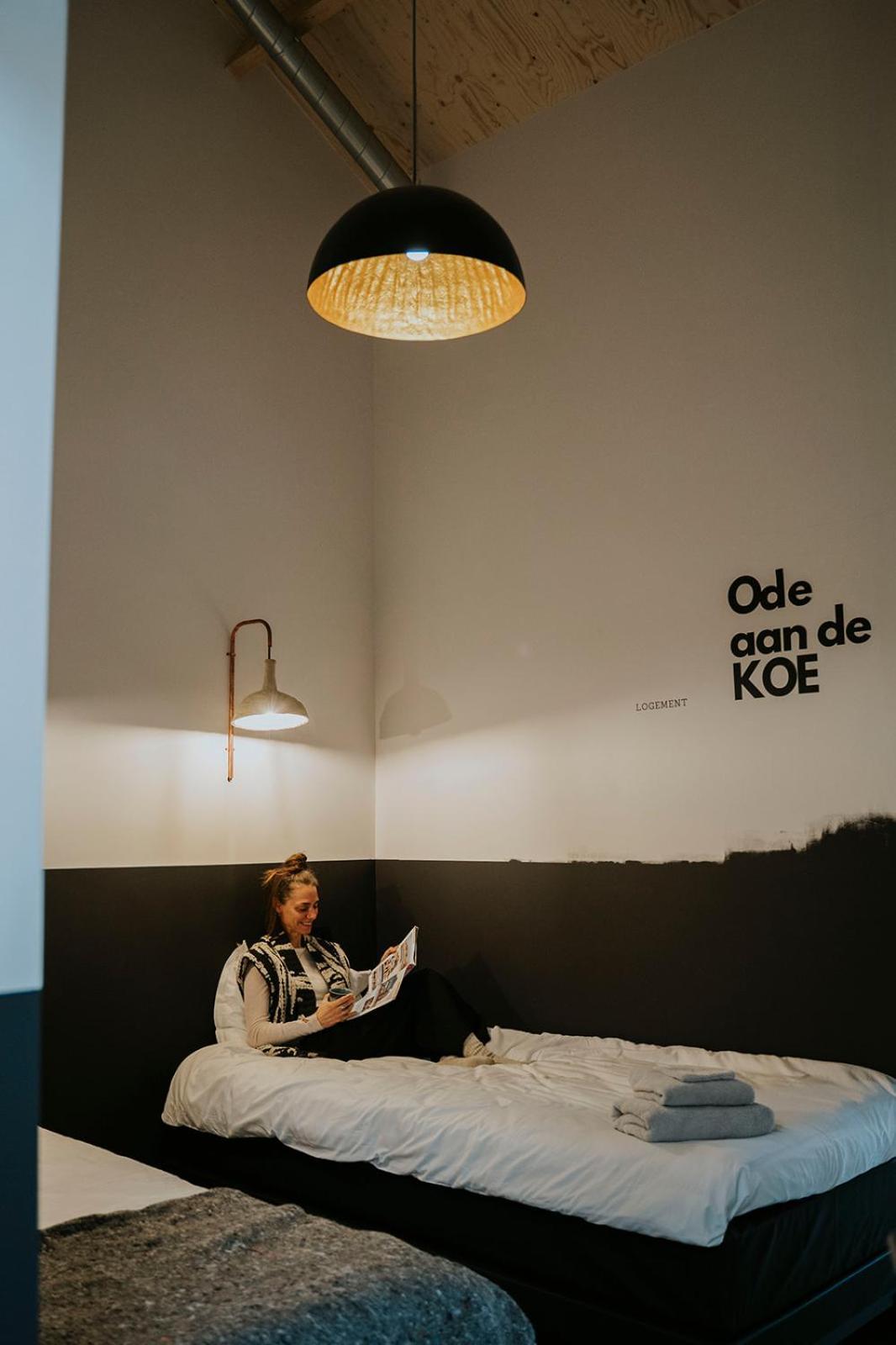 Bed and Breakfast Bed En Brood In De Kapschuur - Boerderij De Zuiderkrib à Kraggenburg Extérieur photo